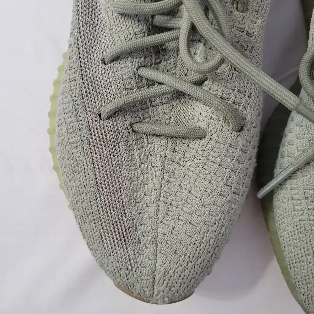 Adidas Yeezy Boost 350 V2 Sneakers men's size 8 Desert Sage FX9035